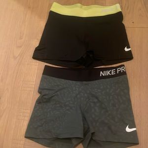 Ladies Nike Pro  Dri Fit Short 2 pairs Size Small